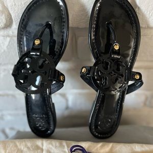 Tory Burch Miller Black
Patent Leather Sandals Sz 8 EUC
